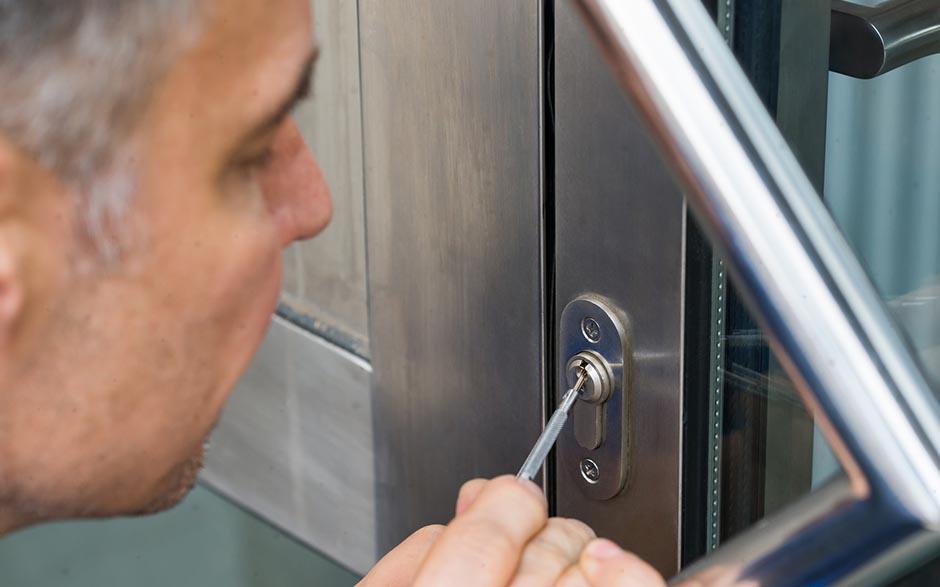 serrurier porte claquée Bricard Ermont